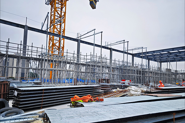 選擇沈陽吊籃租賃，安全高效施工，舒心保障您的工程需求！